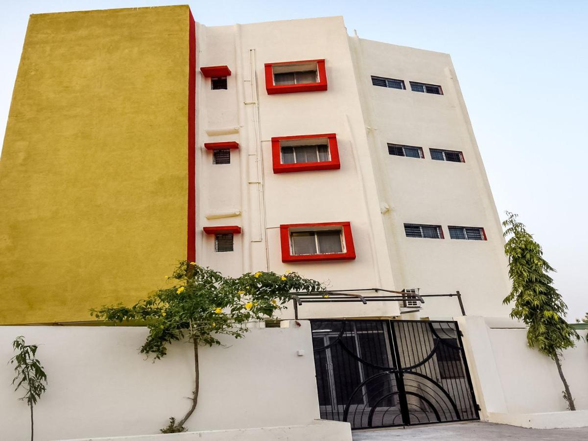 Oyo 74116 Hotel Feel Good Puri Dış mekan fotoğraf